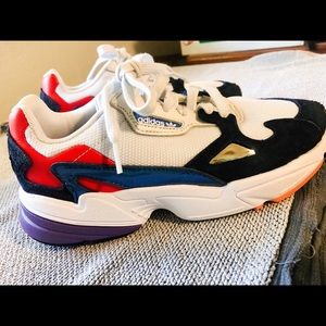 Adidas Falcon size 7.5